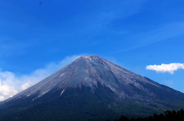 Semeru (foto: pixabay.com